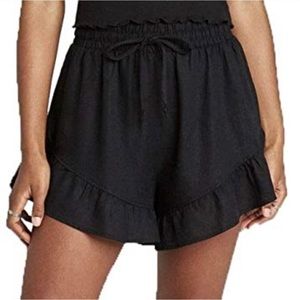 NWT Wild Fable High-rise black ruffle shorts